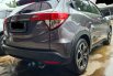 Honda HRV E AT ( Matic ) 2018 Abu2 Tua New Model Km 28rban  Siap Pakai 5