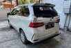 Dijual mobil bekas Daihatsu Xenia R, Jawa Timur  6