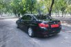 BMW 5 Series 528i 2013 Hitam 5