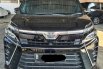 Toyota Voxy 2.0 AT ( Matic ) 2018 Hitam Km 51rban An PT pajak panjang 1