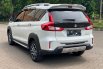 Suzuki XL7 Beta AT Putih 2022 5