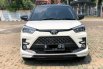 Toyota Raize 1.0T GR Sport CVT (Two Tone) 2021 Putih 3