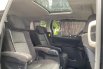 Dijual mobil bekas Toyota Alphard SC, Jawa Barat  4