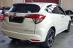 Honda HRV Prestige Facelift A/T ( Matic ) 2018 Putih Km Antik 10rban Mulus Siap Pakai 4