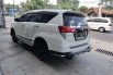 Mobil Toyota Kijang Innova 2017 V dijual, Jawa Barat 8