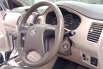 Toyota Kijang Innova 2.5 G 2011 7