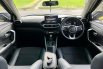 Toyota Raize 1.0T GR Sport CVT (One Tone) 2021 Kuning 2
