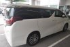 Toyota Alphard 2.5 G A/T 2017 Putih 3