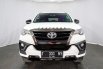 Toyota Fortuner 2.4 VRZ AT 1