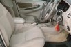 Toyota Innova G 2.0 Matic 2012 Abu-Abu 5