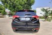 Honda HR-V 1.8L Prestige 2017 Hitam 4