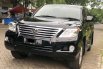 Lexus LX 570 2010 Hitam 2