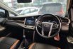 Toyota Innova 2.4 V MT 2020 Hitam 2