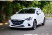 Mobil Mazda 2 2015 Hatchback terbaik di Banten 3