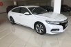 Honda Accord 1.5 EL 1