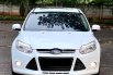 FORD FOCUS 2.0 S HATCHBACK 2013 PUTIH 1