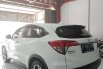 Honda HR-V 1.5L E CVT A/T 2019  3