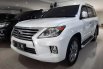 Lexus LX 570 Sport 2014 Putih 2