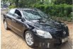 Mobil Toyota Camry 2010 Q terbaik di DKI Jakarta 5