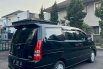 Nissan Serena Highway Star 2009 Hitam 5