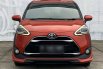 Toyota Sienta Q 2016 Orange 3