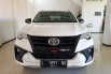 Toyota Fortuner 2.4 VRZ AT 4x4 2019 1