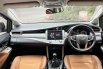 Toyota Kijang Innova V 2017 5