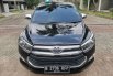 Jual Mobil Bekas Toyota Kijang Innova V 2017 1