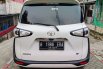 Toyota Sienta V MT 2017 5