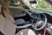 Honda HR-V 1.5L S CVT 2016 Merah 2