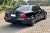 Mercedes-Benz E-Class E 240 2004 Hitam 4