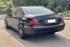 Mercedes-Benz E-Class E 240 2004 Hitam 6
