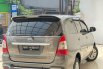 Toyota Kijang Innova 2.0 G Manual Tahun 2012 Abu-abu Metalik Mulus Full Ori 4