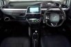 Toyota Sienta V MT 2017 8