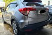 Honda HRV E AT ( Matic ) 2017 Abu2 Muda Km 72rban Siap Pakai 4