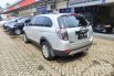 DKI Jakarta, Chevrolet Captiva Pearl White 2011 kondisi terawat 3
