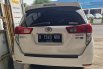 Toyota Kijang Innova V A/T Gasoline 2017 kondisi mulus Istimewa 8