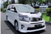 Mobil Toyota Vellfire 2012 Z terbaik di Jawa Timur 9