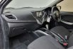 Suzuki Baleno Hatchback A/T 2019 Abu-abu 11