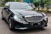 Mercedes-Benz E-Class E 200 2016 Hitam 4