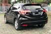 Honda HR-V 1.5L E CVT 2017 Hitam 4