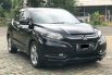 Honda HR-V 1.5L E CVT 2017 Hitam 2