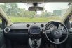 Jual mobil Mazda 2 2012 11