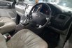 Mobil Toyota Alphard 2005 G dijual, Jawa Timur 14