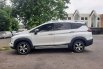 Mitsubishi Xpander Cross MT 2020 Putih 4