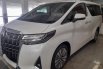 Toyota Alphard 2.5 G A/T Putih Best Deal Akhir Tahun 2022 2