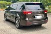 Kia Grand Sedona Ultimate 2017 Coklat 6