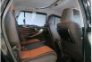 Mobil Toyota Kijang Innova 2021 V terbaik di Jawa Timur 4