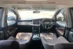 Toyota Kijang Innova G A/T Diesel 2022 Abu-abu 9