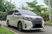 Toyota Alphard 2.5 G A/T 2016 Putih Sangat Terawat 1